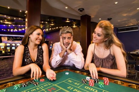 Complicated Situations in Blackjack at Online Casino